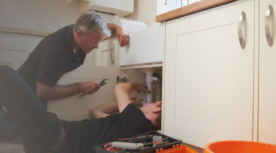 Professional burst pipe repair services in Smithboro, IL